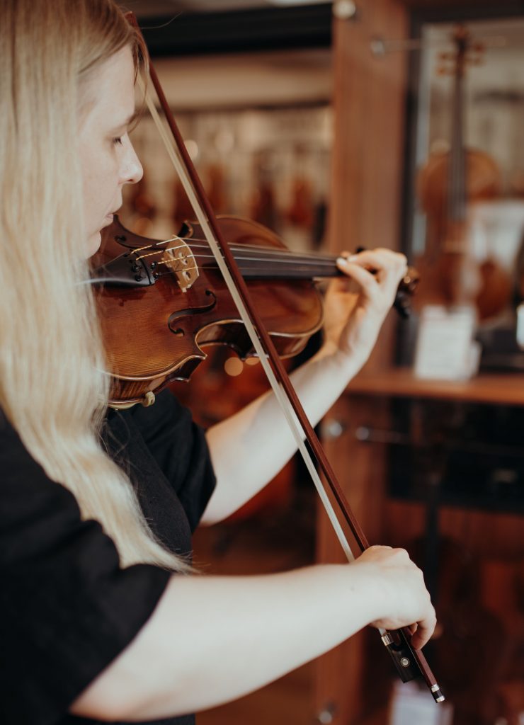 Gerader Bogenstrich Streichinstrument