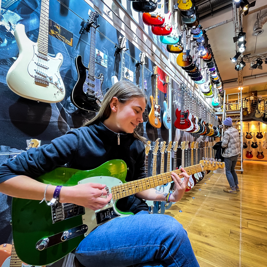 Thomann guitar department in Treppendorf