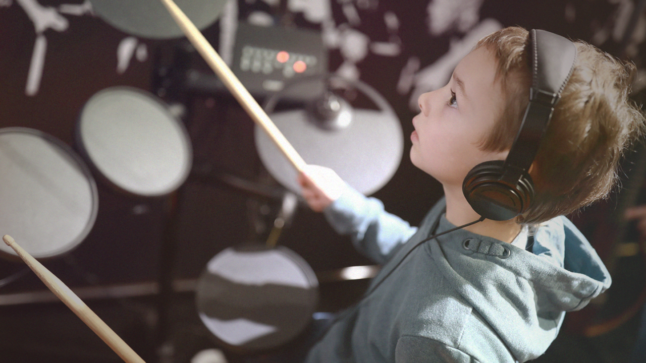 E-Drums vs. Akustik-Schlagzeug – was ist besser für dich?