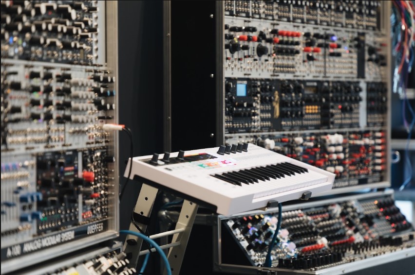 Synthesizerabteilung Thomann Shop Treppendorf