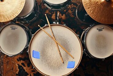The dead snare: for hip hop, dance, electro, and all kinds of retro sounds
