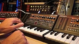 New classics – Roland Boutique synthesizers, tested for your enjoyment