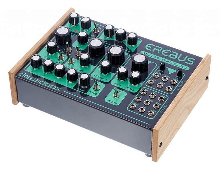 Bass synth. Синтезаторы Dreadbox Erebus 3. Модуль синтезатора. Подставка Dreadbox. Прибор «food Synthesizer».