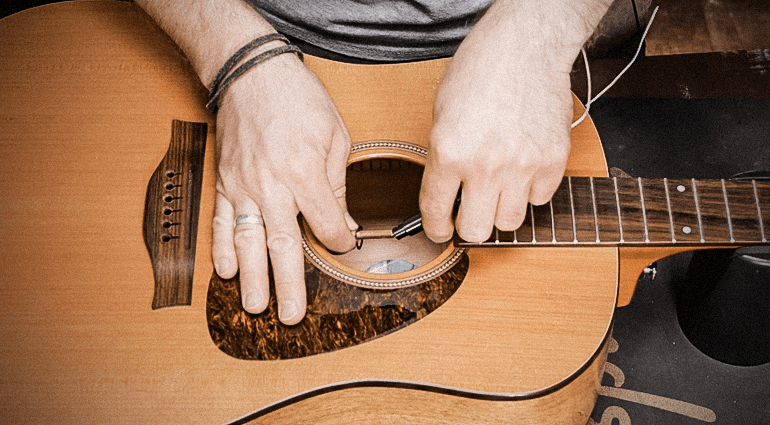 Het val Mantsjoerije Pickups in je akoestische gitaar installeren – Tips – t.blog