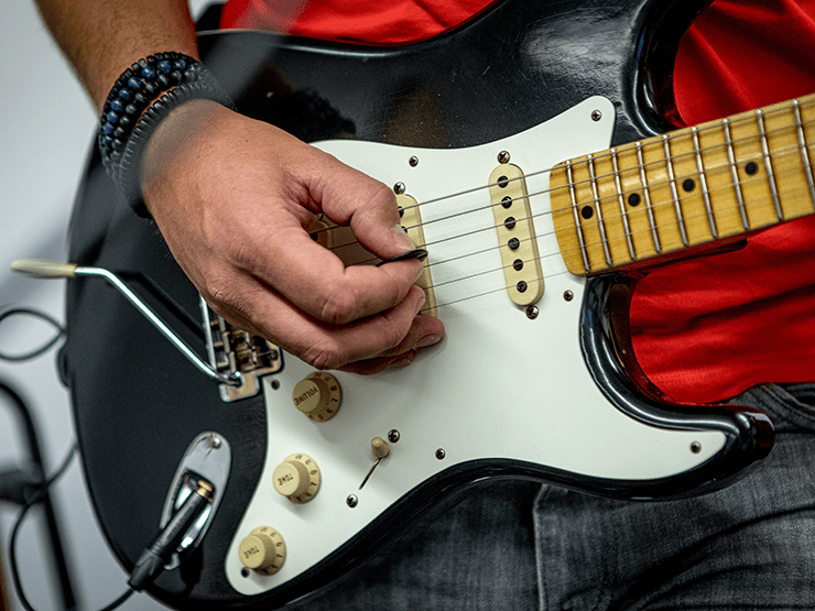 Electric guitar body discount