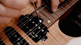 How to set up your Guitar perfectly in 5 Steps