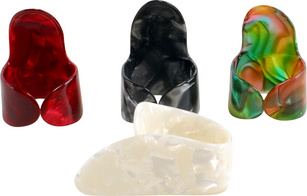 Harley Benton Fingerpick Set nykščio brauktukų rinkinys