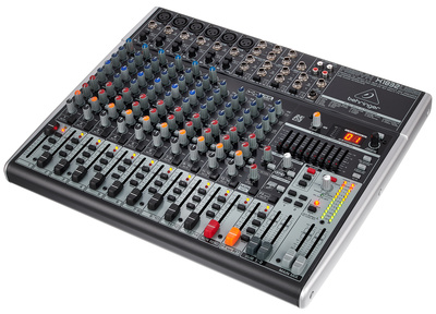 Behringer Xenyx X1832 USB analoginis maišymo pultas (B-Stock)