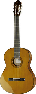 Yamaha CG142C