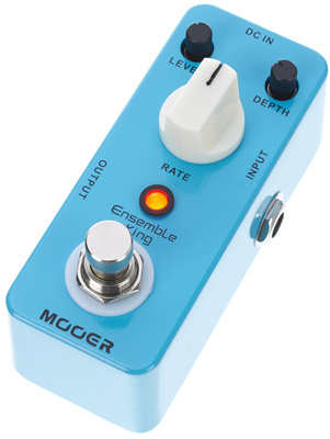 Mooer Ensemble King choruso pedalas