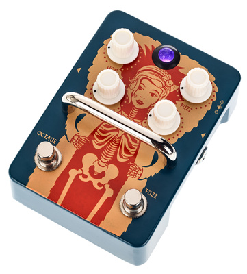 Orange Fur Coat distortion pedalas  