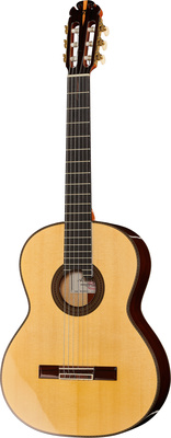 Artesano Spruce w/ Case