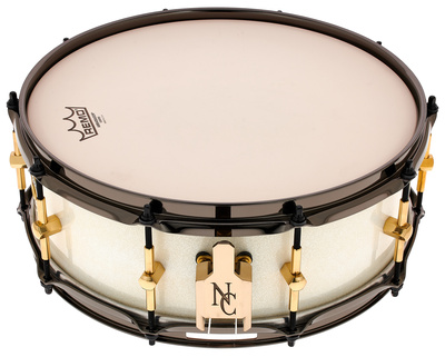 Noble & Cooley 14"x05" Classic Walnut White medinis snare būgnas