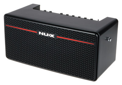 Nux Mighty Space elektrinės gitaros baterijomis veikiantis kombas