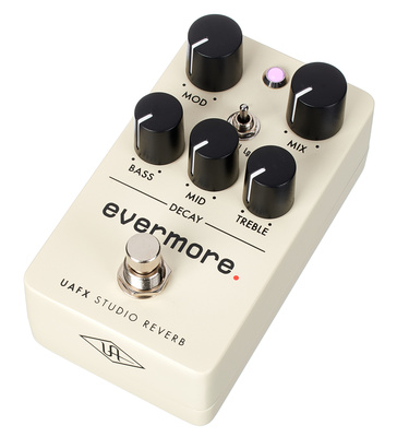 Universal Audio UAFX Evermore Studio R reverb pedalas  