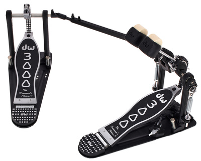 DW 3002A dvigubas bosinio būgno pedalas  