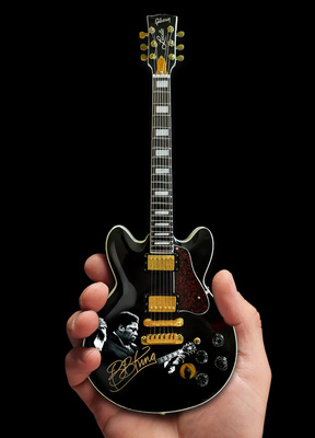 Axe Heaven B.B. King Gibson ES-355 Ebony suvenyrinė gitara