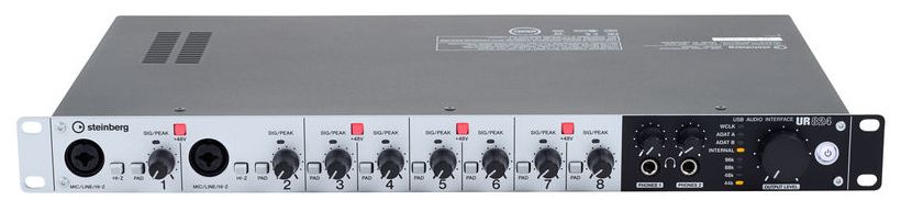 8731046_800.jpg