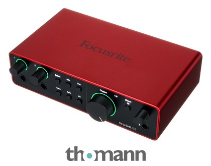 1. Focusrite Scarlett 2i2 4th Gen