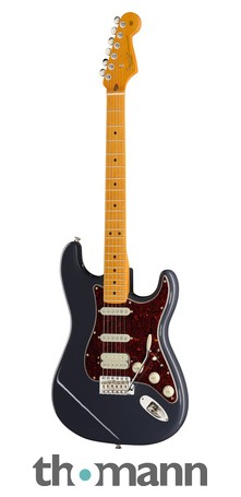 Fender Am Pro Clsc Strat HSS MN FBLK – United States