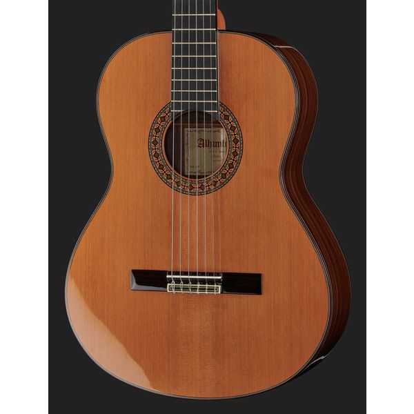 Alhambra 8P w/Case