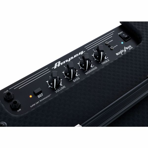 Ampeg RB-108