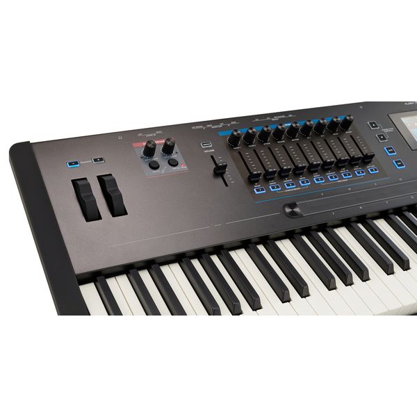 Kurzweil K2700