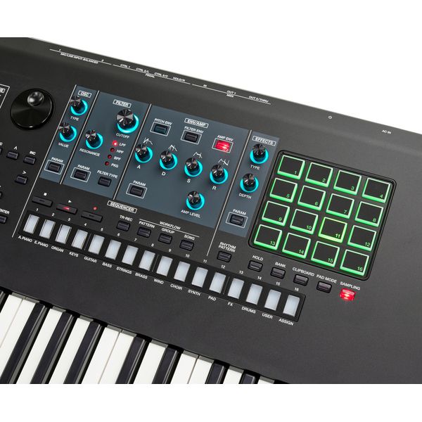 Roland Fantom-7 EX
