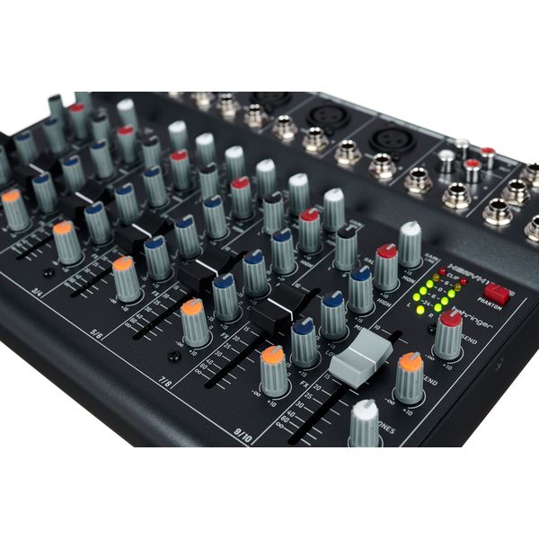 Behringer Xenyx 1003B Case Bundle
