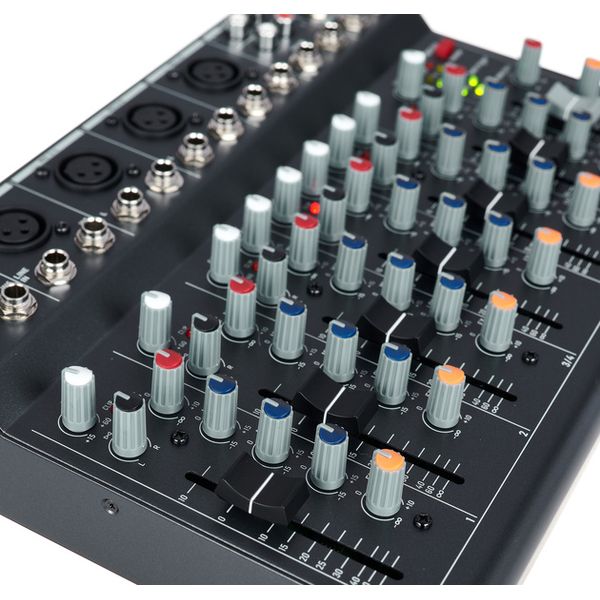 Behringer Xenyx 1003B Case Bundle