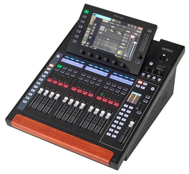 Behringer WING Compact